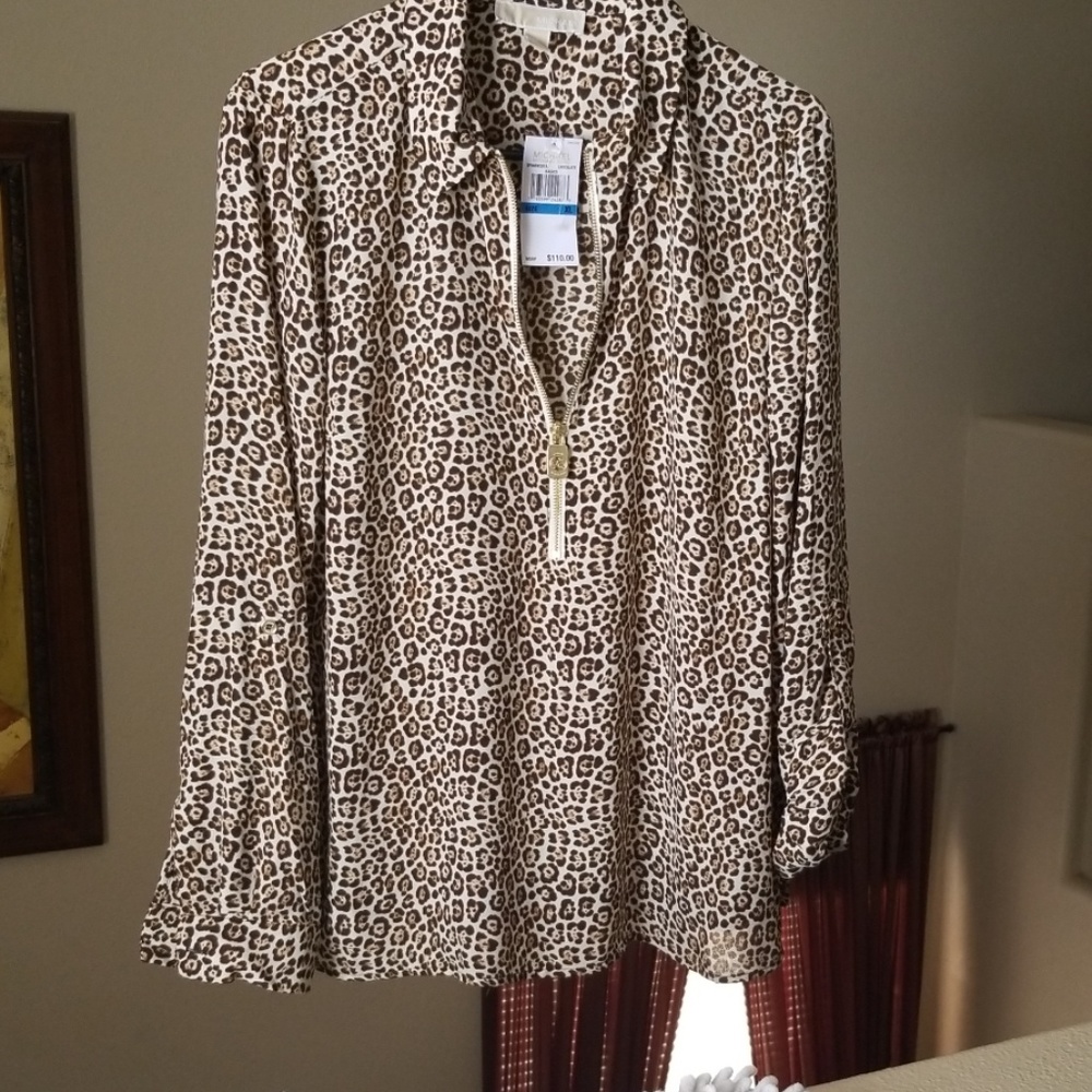 LONG SLEEVES BLOUSE OR 3/4 sleeves